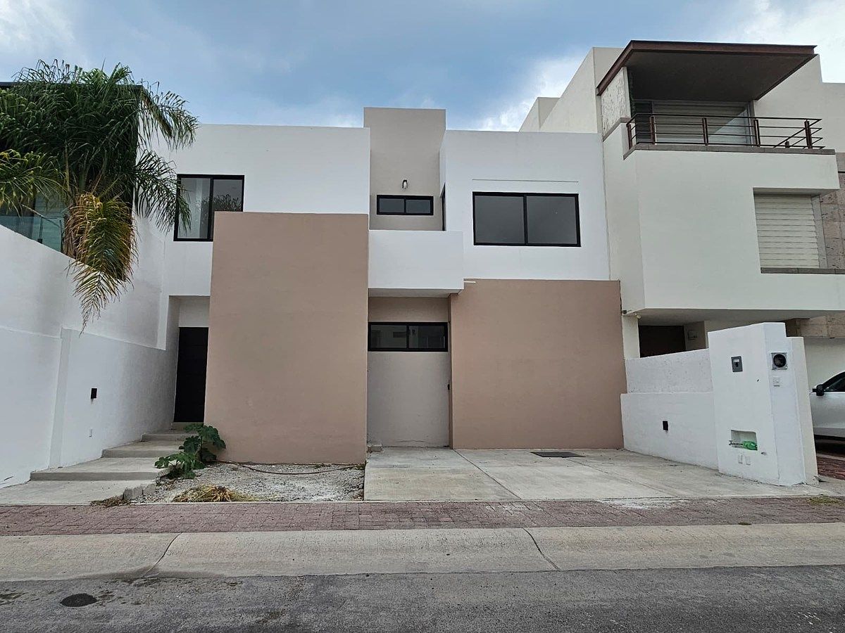 Casa en Venta en el Refugio, foto 1 de 13