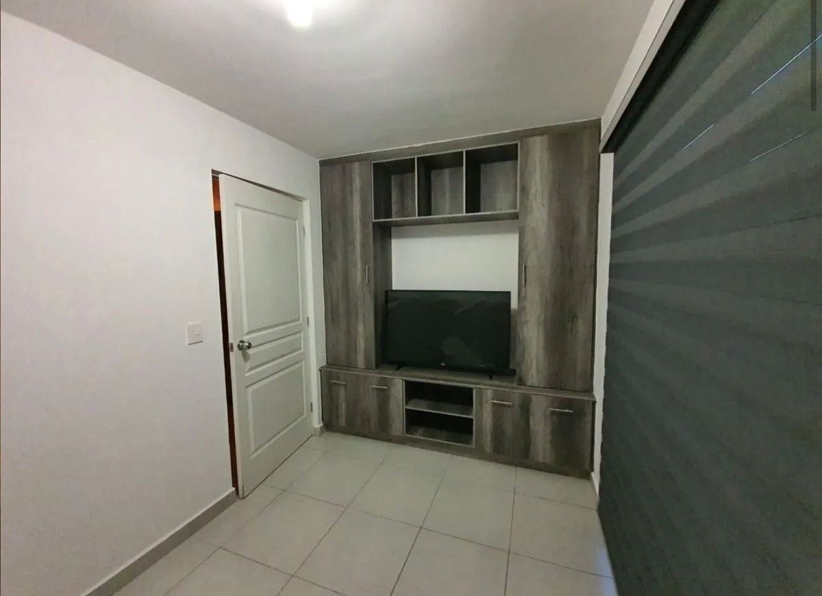Casa em Zákia, El Marqués, foto 8 de 29