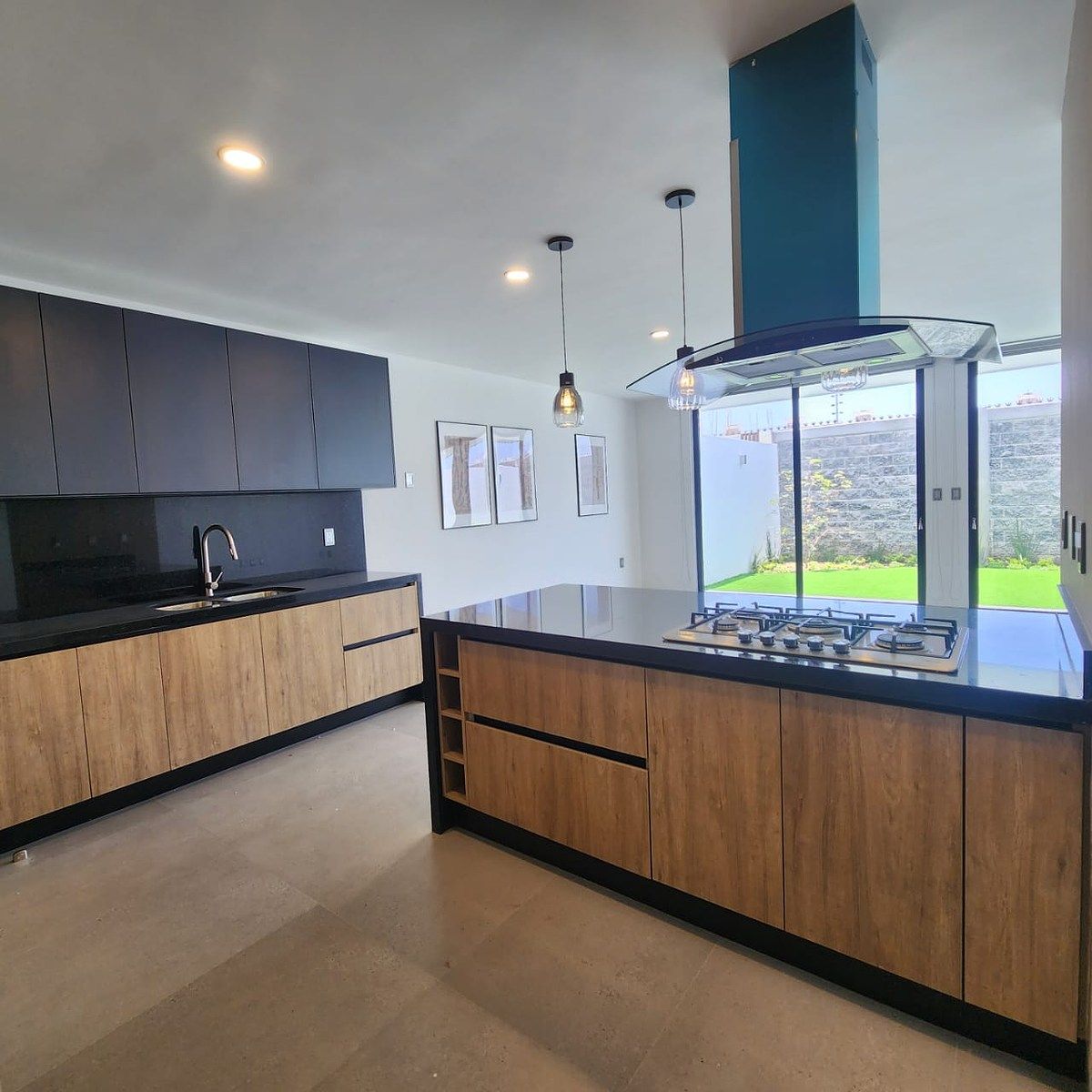 Casa em Portavedra Residencial, León, foto 3 de 11