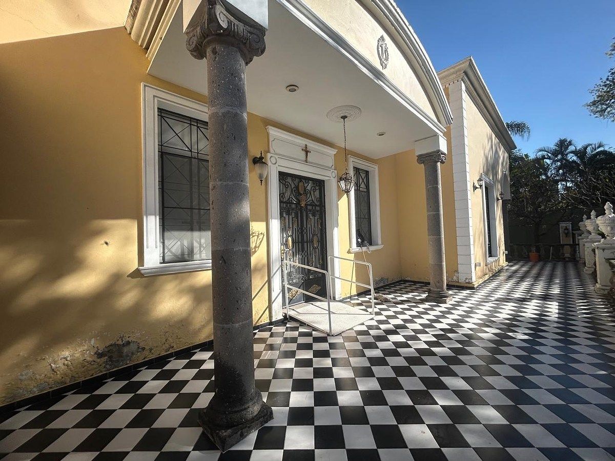 House in Americana, Guadalajara, photo 34 of 41