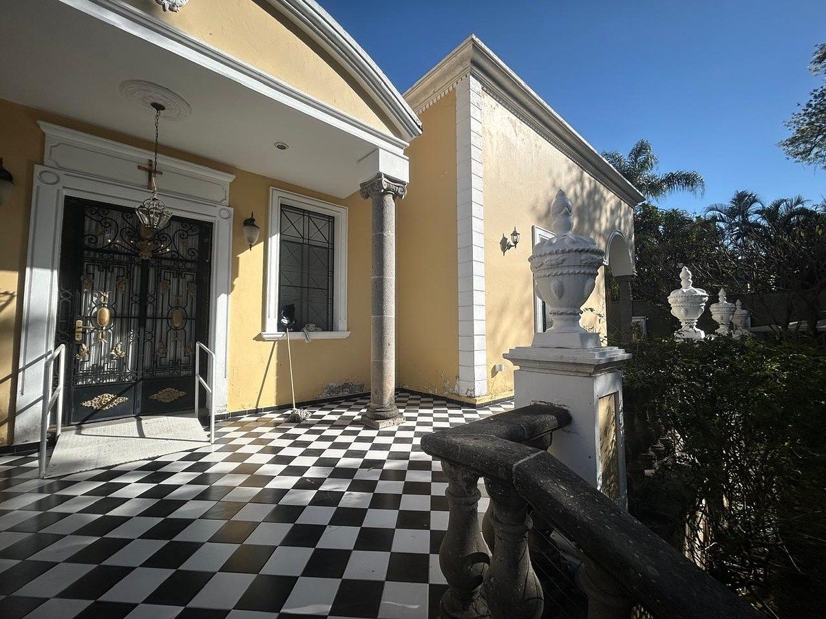 House in Americana, Guadalajara, photo 37 of 41