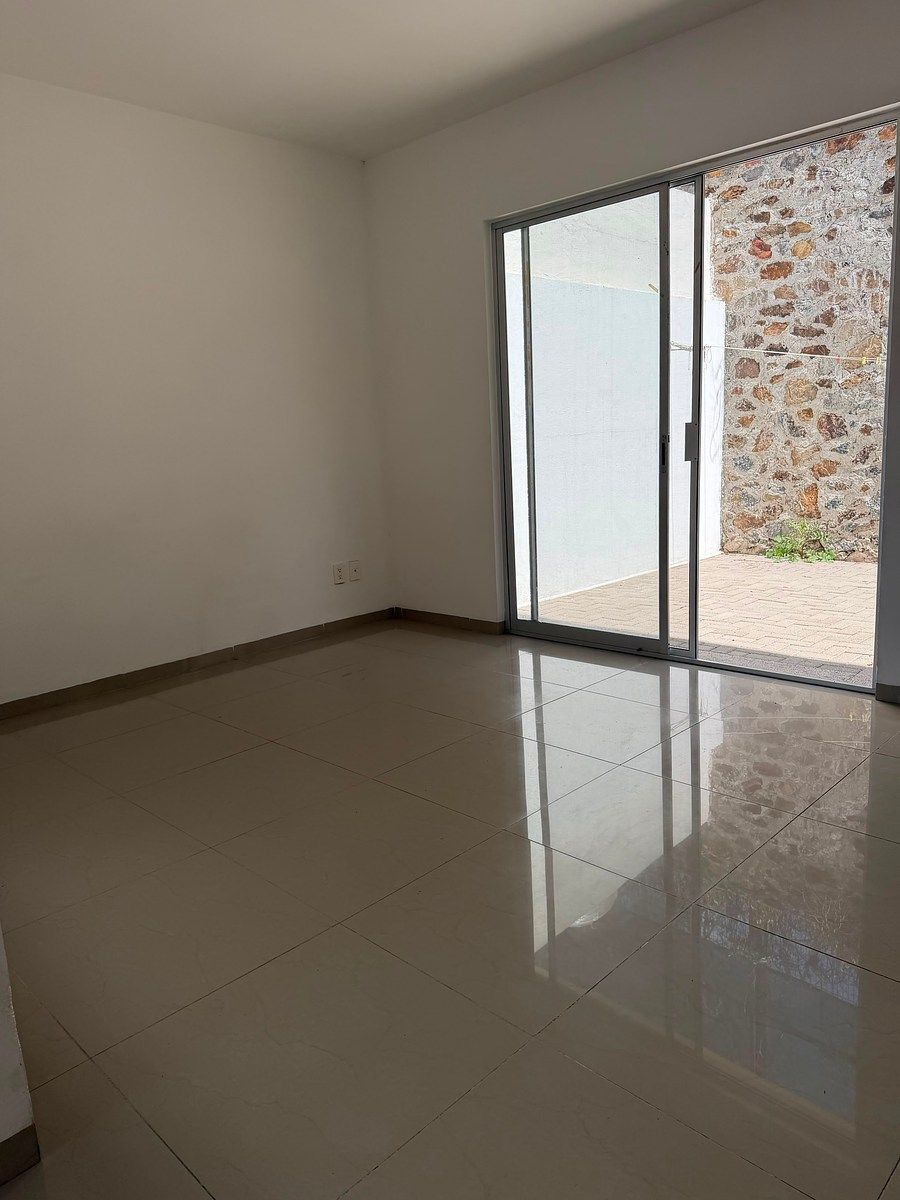 Casa em Altos del Marqués, Querétaro, foto 3 de 23