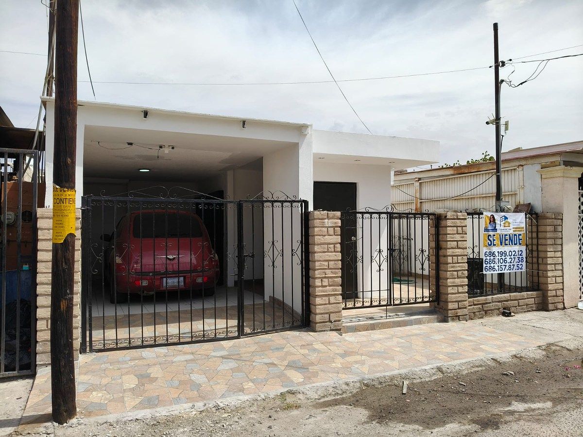 ¡En renta casa en Nuevo Mexicali en Av. Río Zacatula (Mexicali, B.C.)!, foto 1 de 11