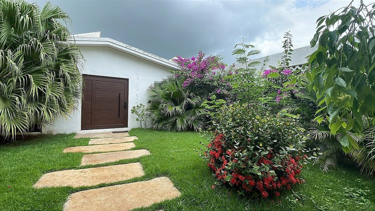 House for Sale, Cholul Centro, 4 Bedrooms., photo 1 of 24