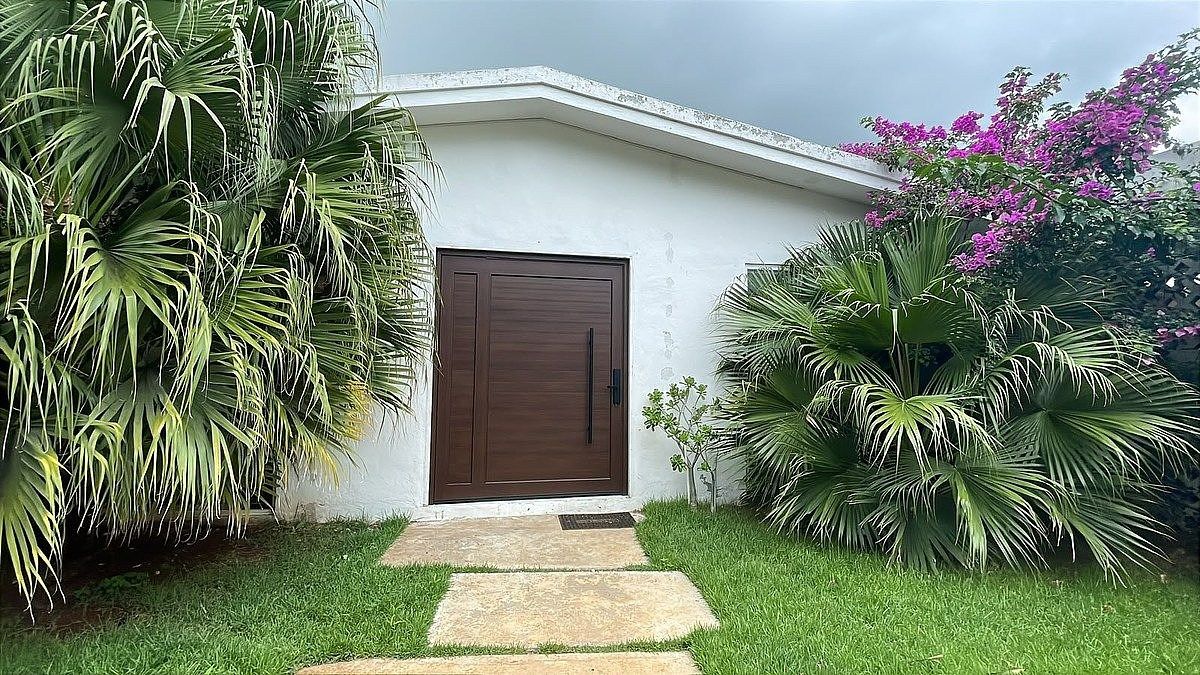 House in Cholul, Mérida, photo 2 of 24