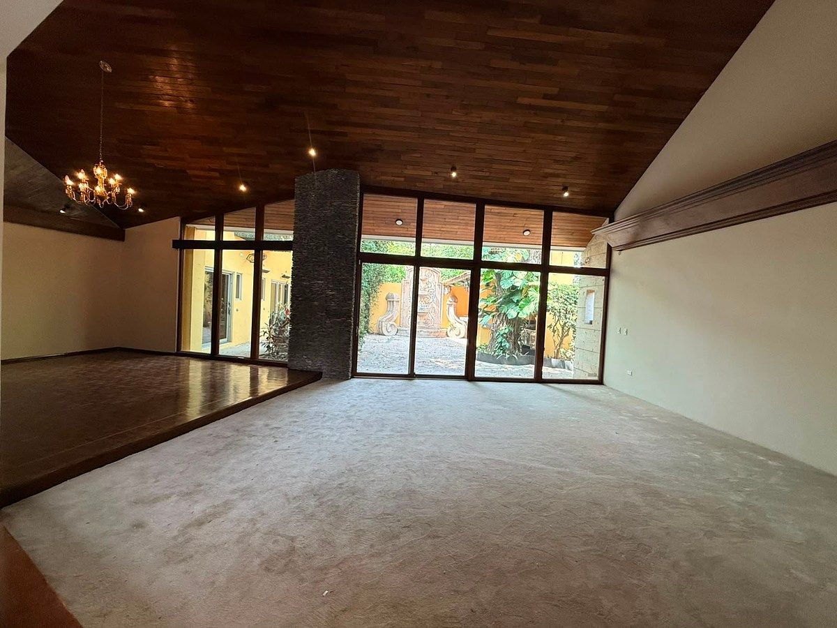 Casa en Santa Engracia, San Pedro Garza García, foto 2 de 14