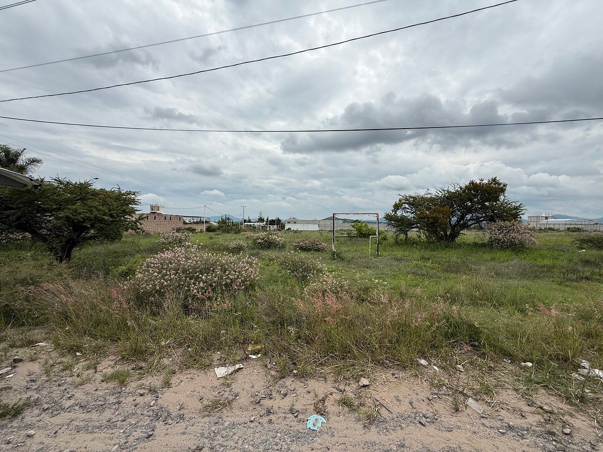 Terreno comercial en Presa de Bravo, Corregidora, foto 2 de 7