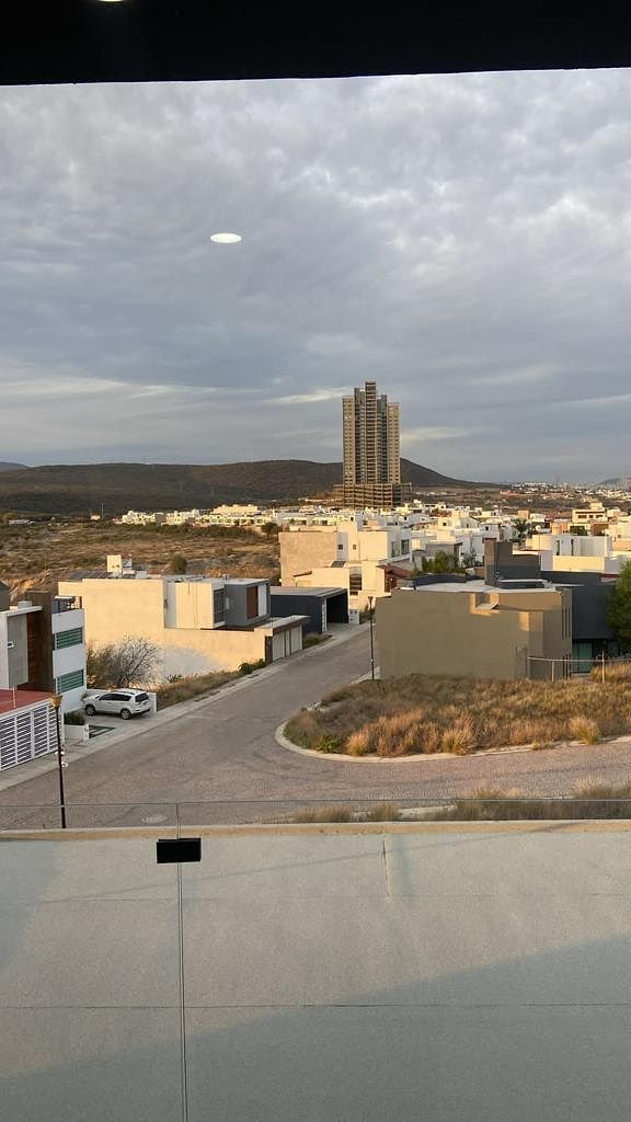 Casa en venta en Juriquilla | Cumbres del Lago | Recámara en planta baja - foto 2