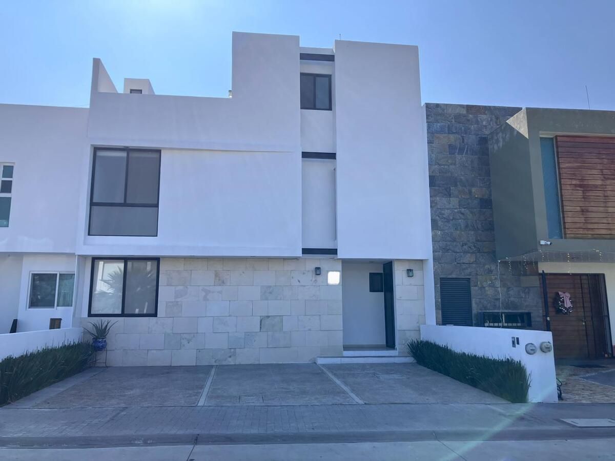 CASA À VENDA MILENIO III QUERETARO, foto 1 de 25