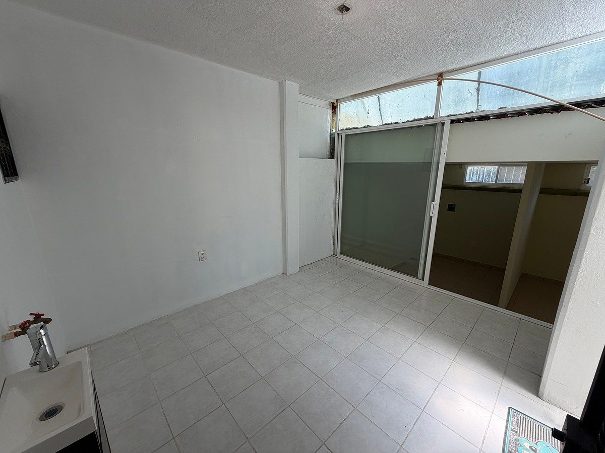 Office in Los Laguitos, Tuxtla Gutiérrez, photo 16 of 21