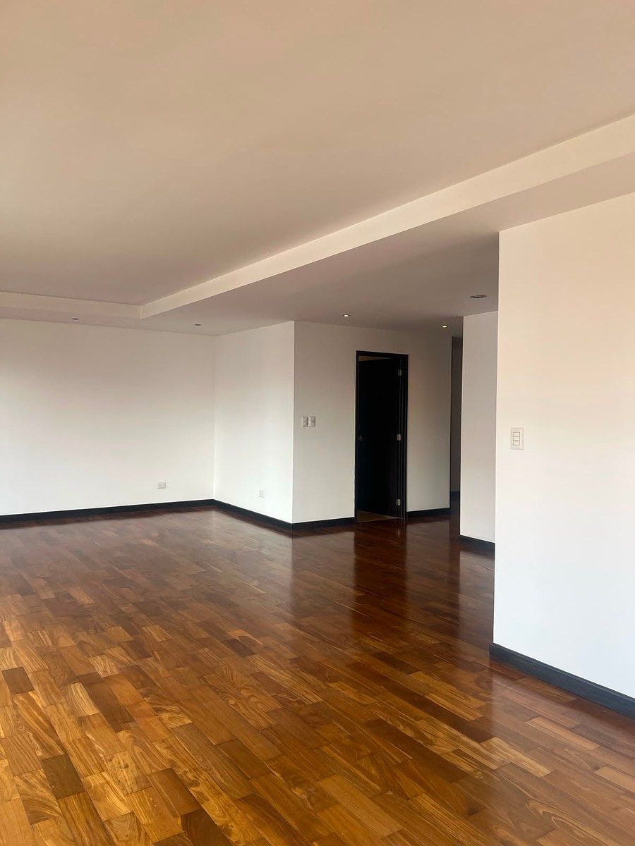 Apartamento en Zona 10, Guatemala, foto 6 de 26