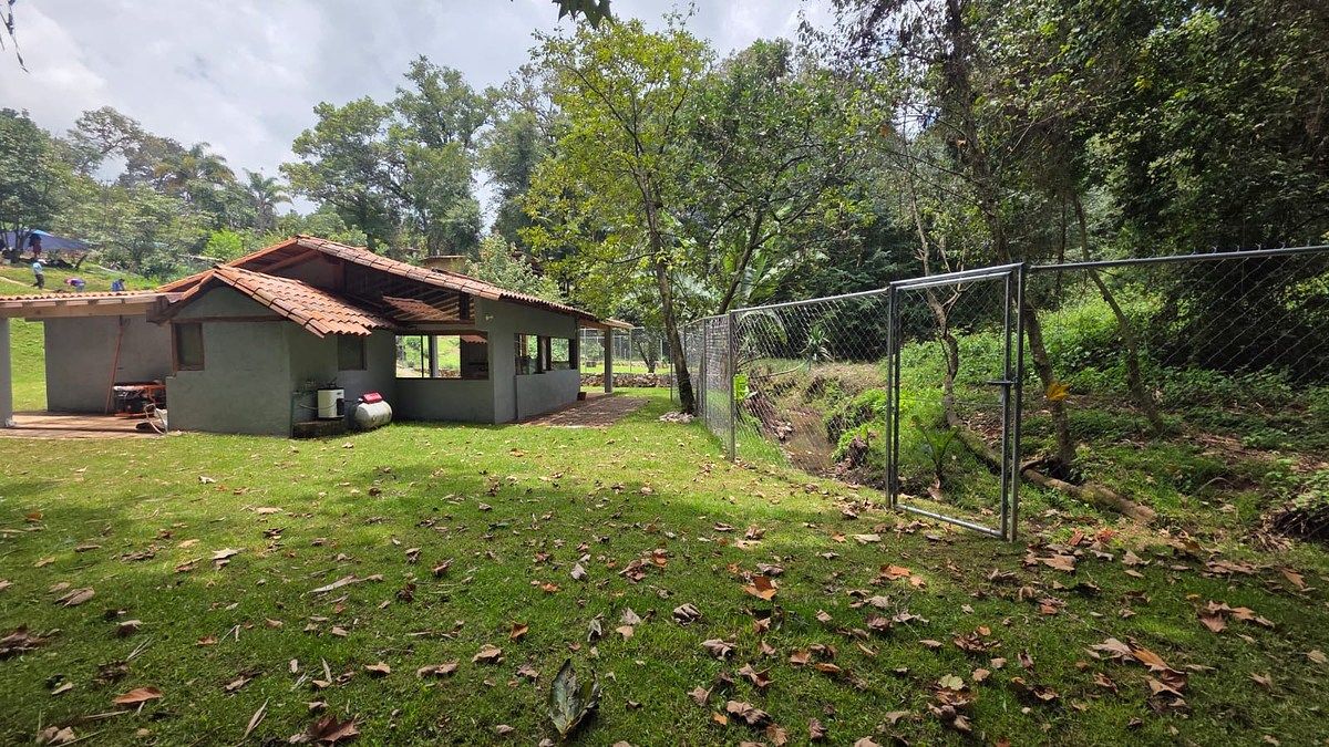 Casa en Mesa de Jaimes, Valle de Bravo, foto 6 de 12