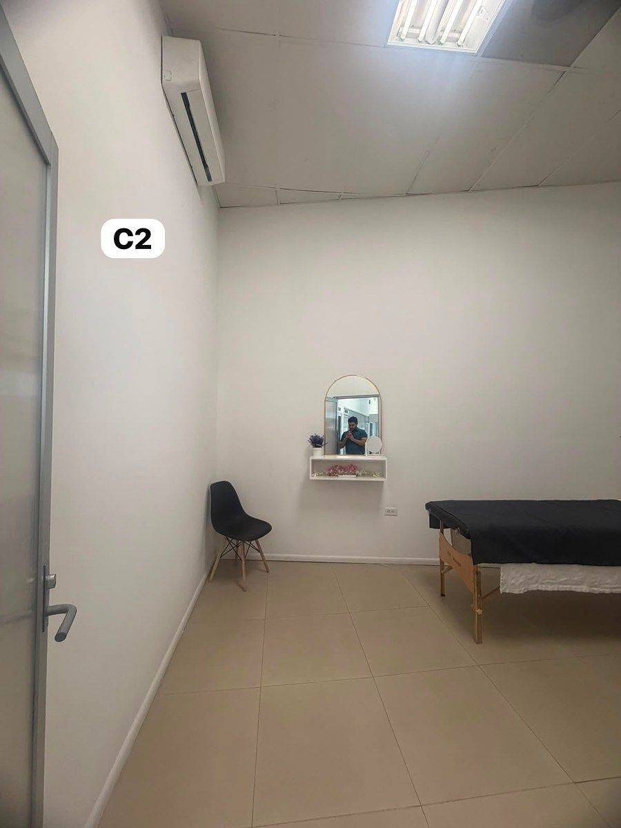 Oficina en Colinas del Valle, Chihuahua, foto 8 de 12