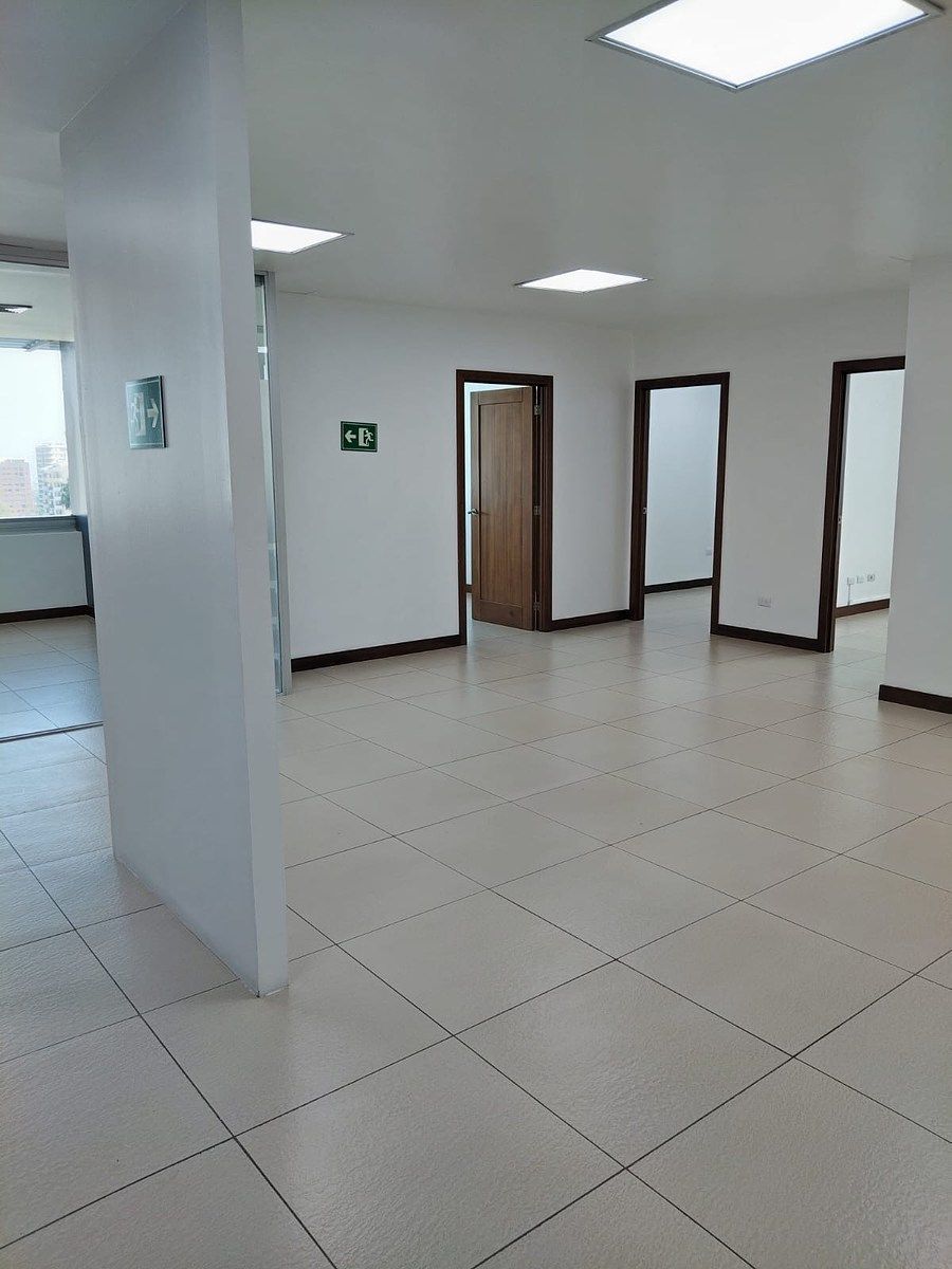 Oficina en Zona 15, Guatemala, foto 4 de 11
