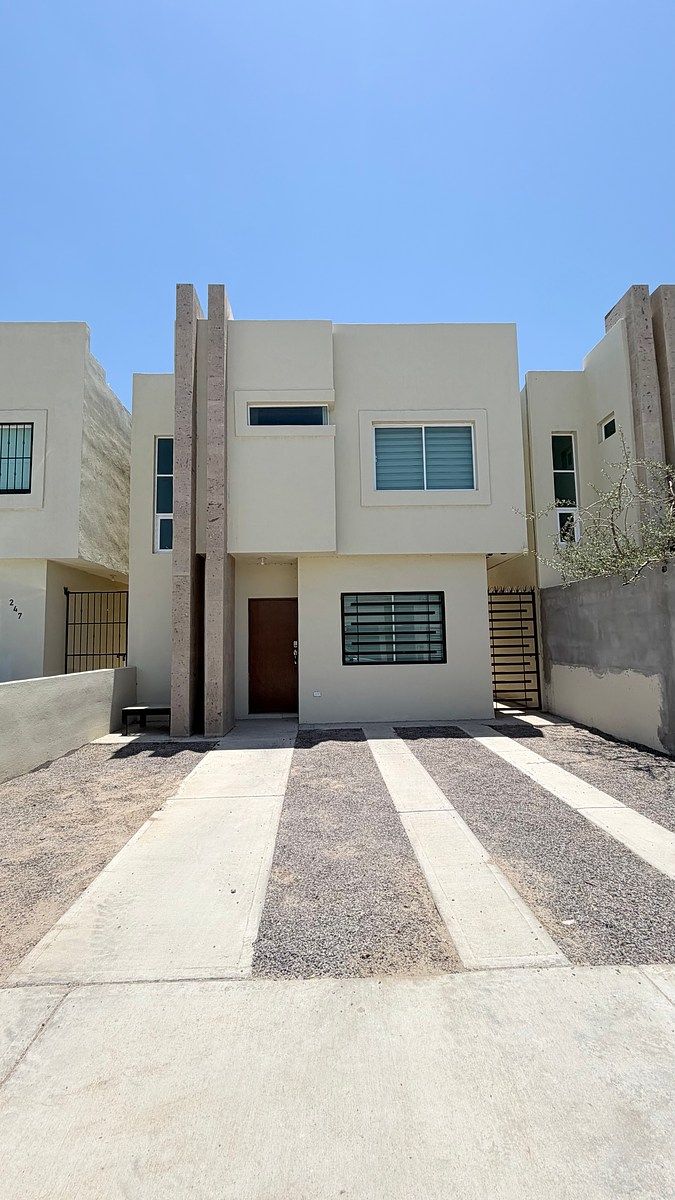 Casa de 2 quartos no Fracionamento Antares, foto 1 de 25