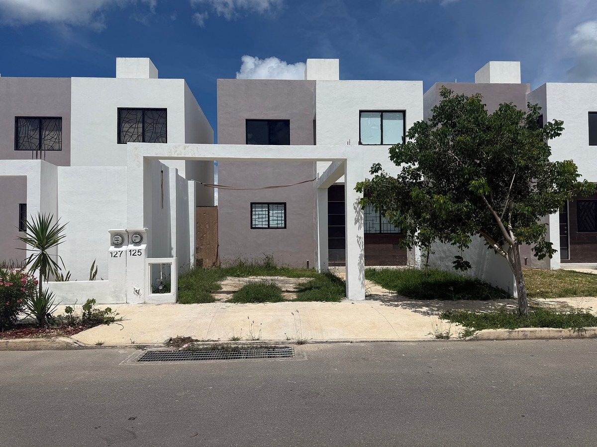 CASA À VENDA EM MÉRIDA YUCATÁN GRAN SAN PEDRO CHOLUL $2.500.000, foto 1 de 35