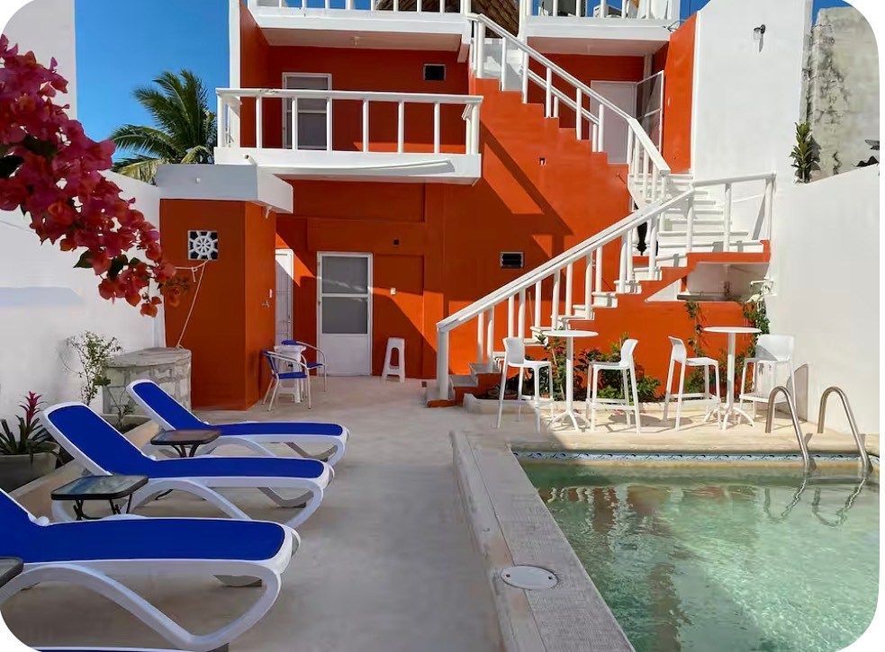 Main terrace by pool, foto 15 de 47
