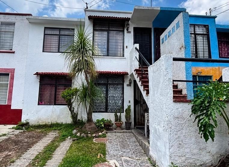 CASA DUPLEX À VENDA EM PARQUES DE ZAPOPAN, foto 1 de 9