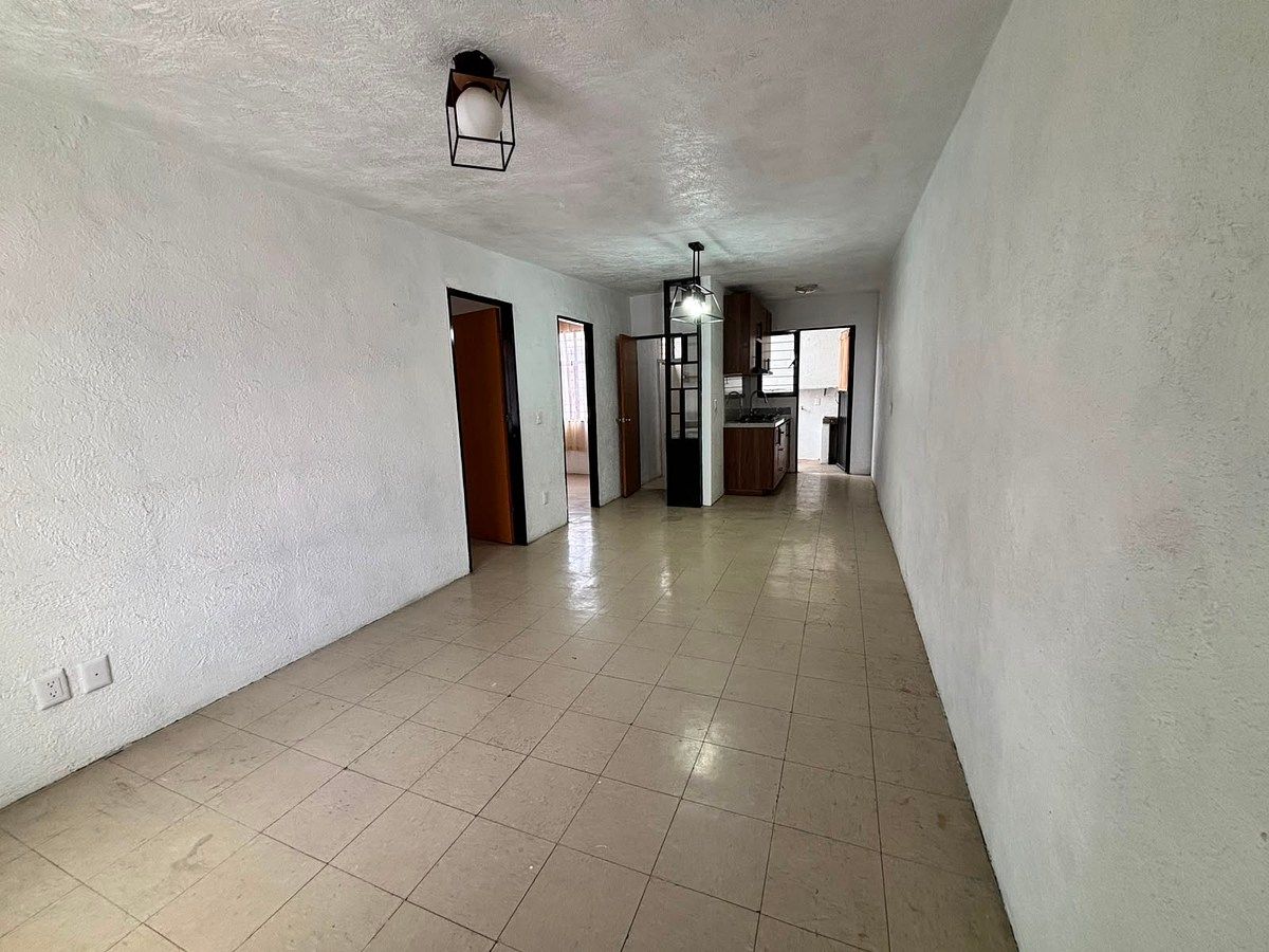 Casa em Parques de Zapopan, Zapopan, foto 2 de 9