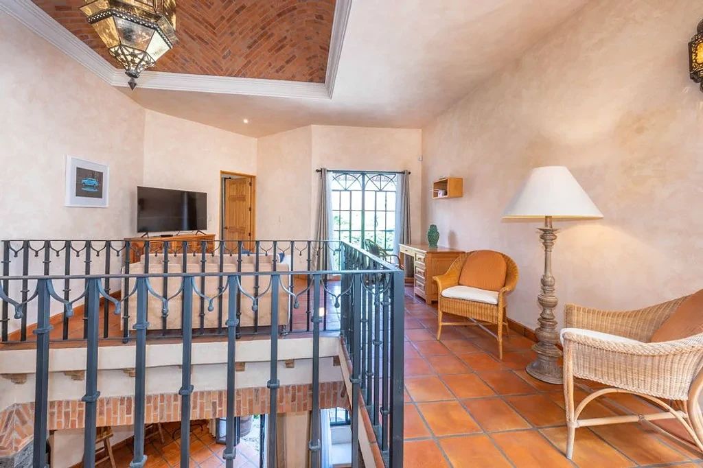 House in Gated Community in San Antonio, San Miguel de Allende, photo 15 of 27