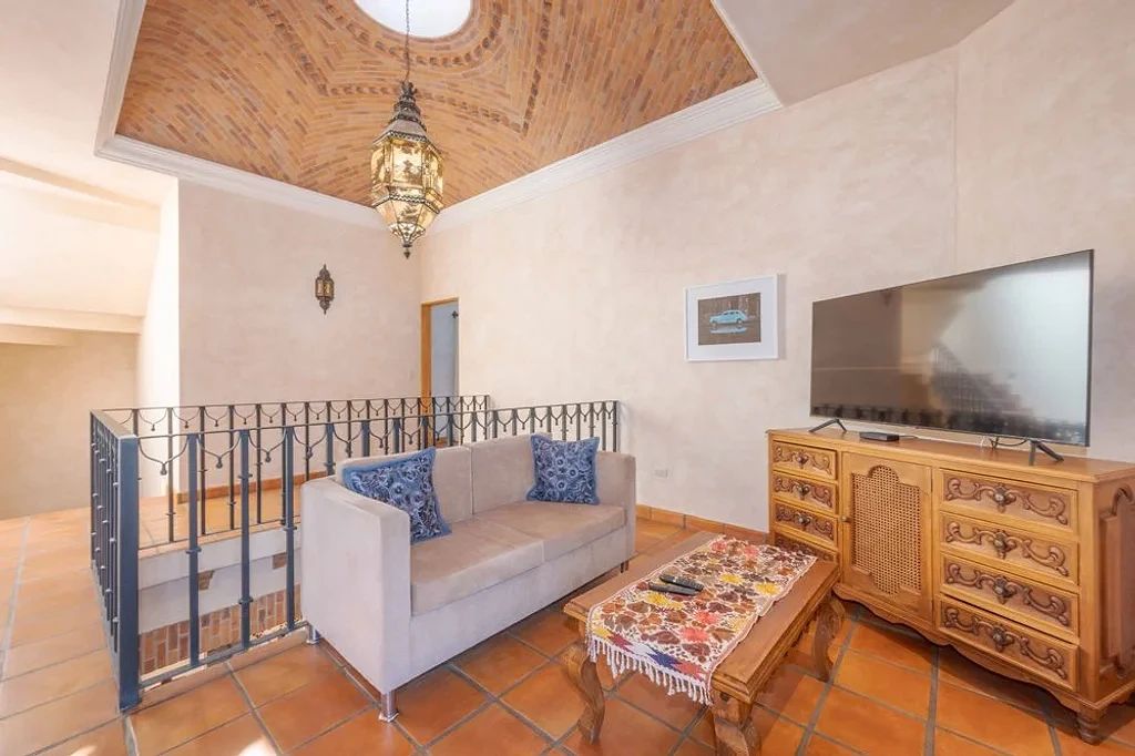 House in Gated Community in San Antonio, San Miguel de Allende, photo 16 of 27