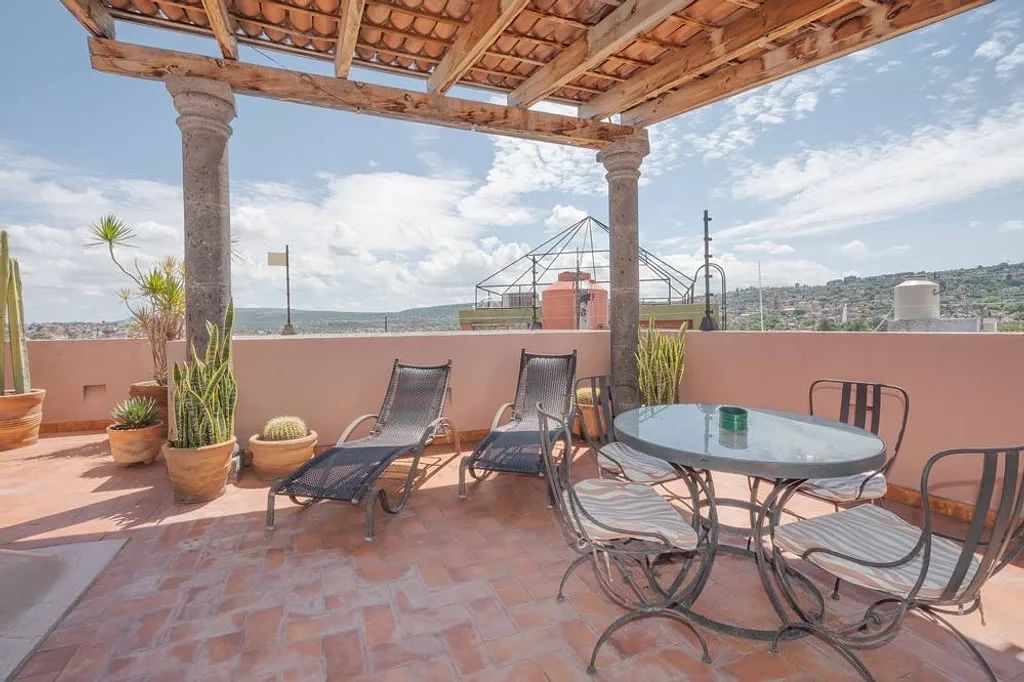 House in Gated Community in San Antonio, San Miguel de Allende, photo 25 of 27