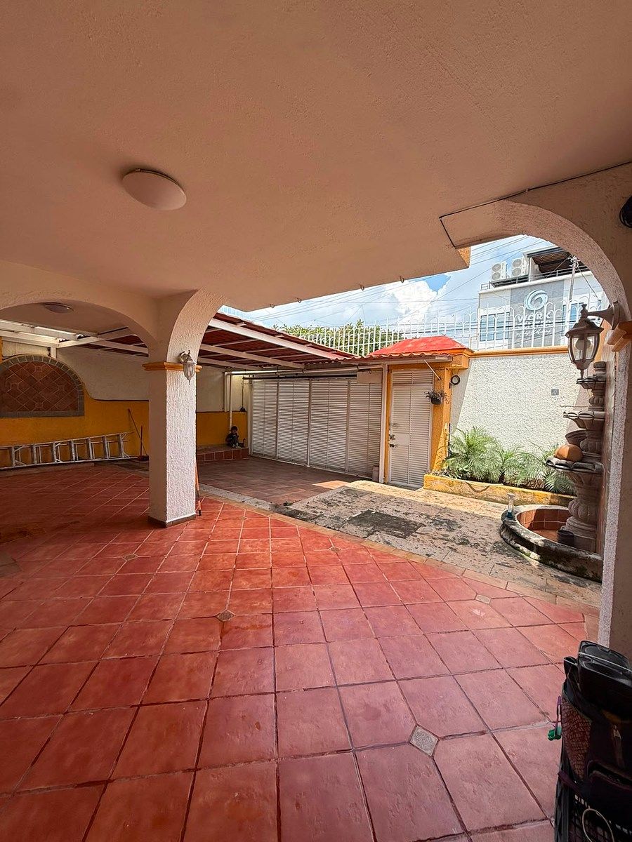 House in Prados Vallarta, Zapopan, photo 2 of 16