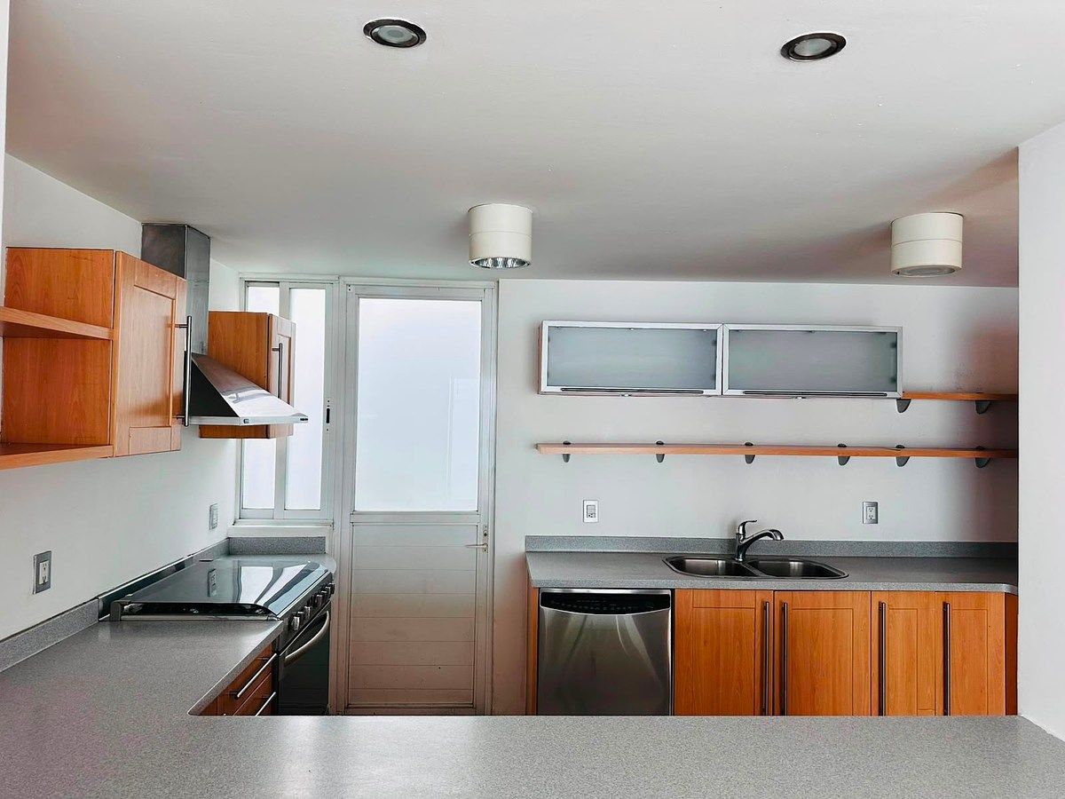 Casa para alugar em Jardines Vallarta, Zapopan | 3 quartos, piscina, foto 1 de 41