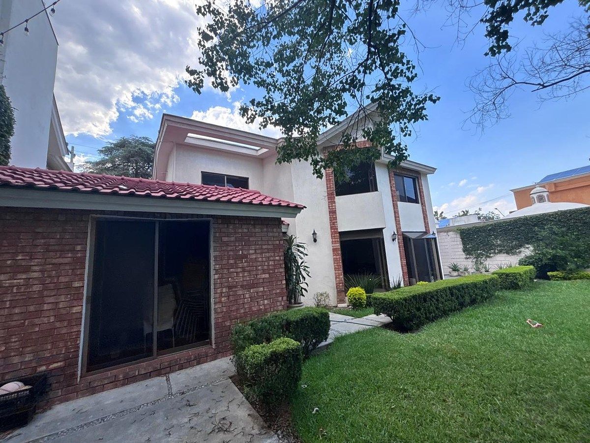 Casa en Bosques del Valle, San Pedro Garza García, foto 2 de 19