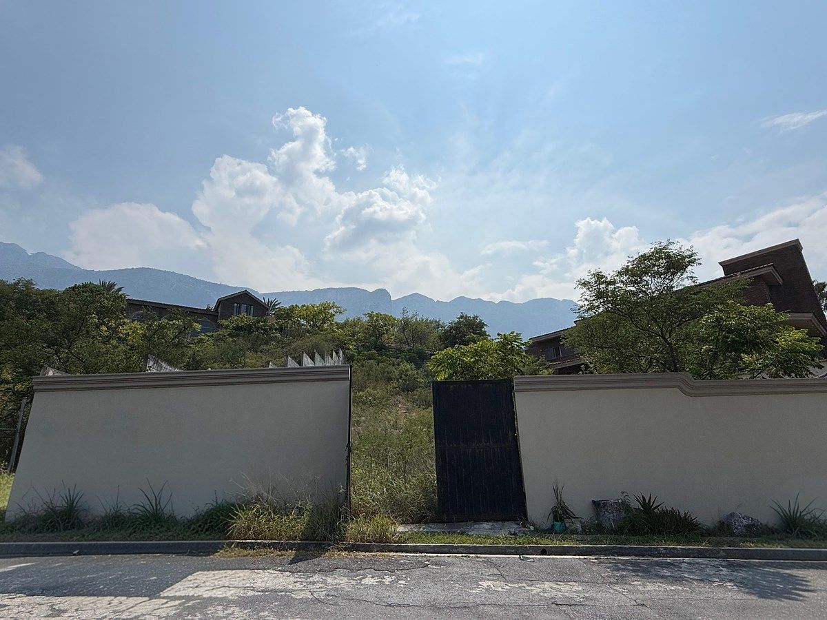 Lote em Jardines Coloniales, San Pedro Garza García, foto 4 de 4