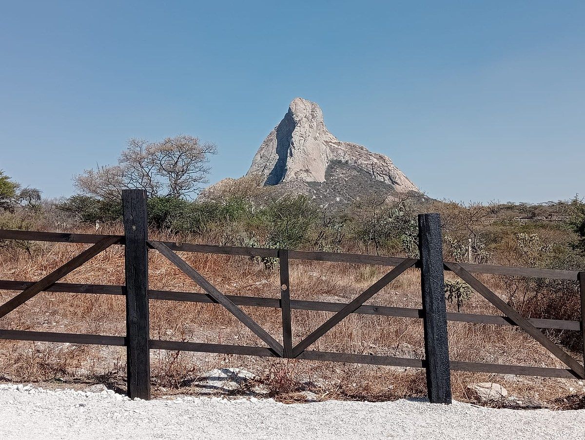Lote em Bernal, Ezequiel Montes, foto 4 de 4