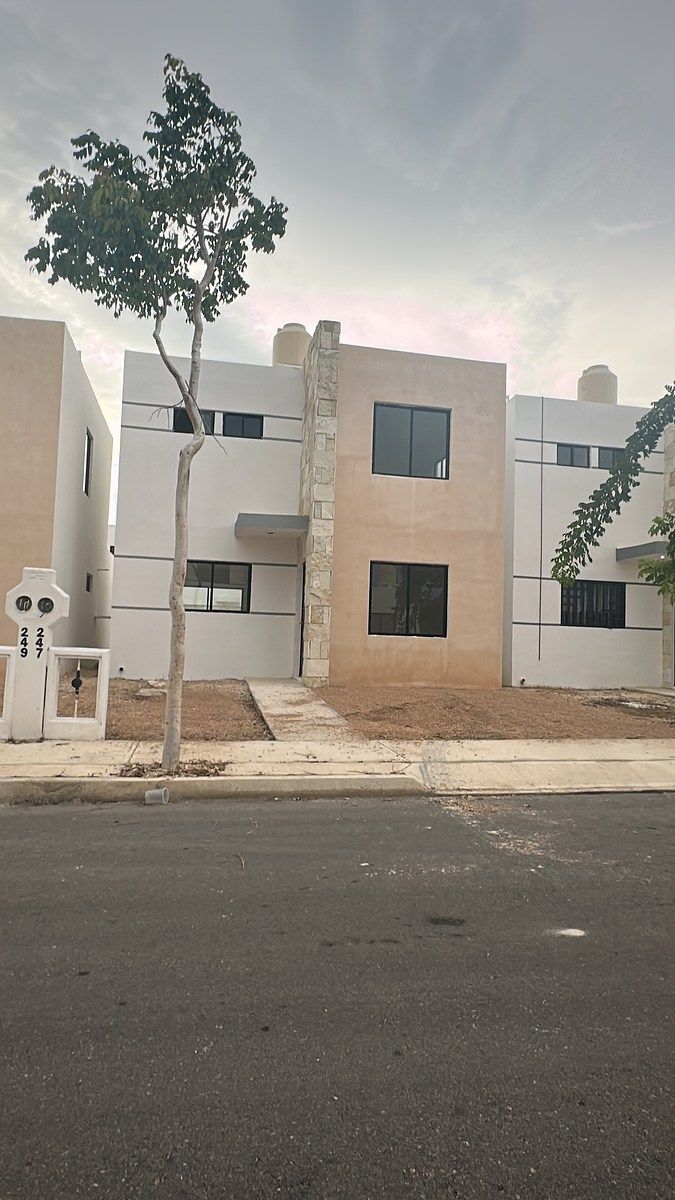 Casa en venta de 3 recámaras con recámara en planta baja en Ciudad Caucel, Mérid, foto 1 de 14