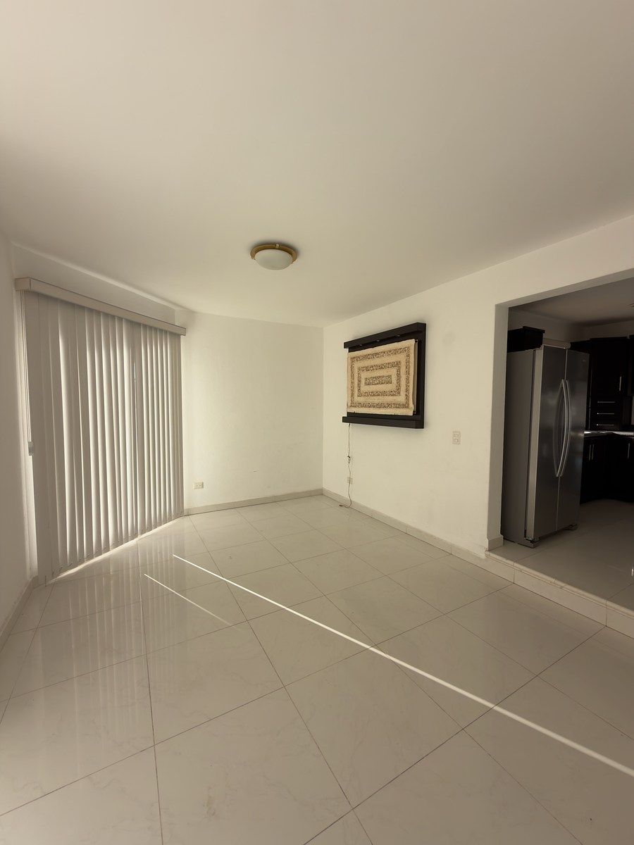 SALA, foto 6 de 35