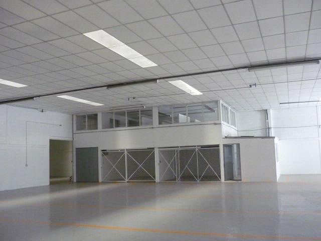 Industrial Warehouse in Los Reyes, Tlalnepantla de Baz, photo 3 of 9
