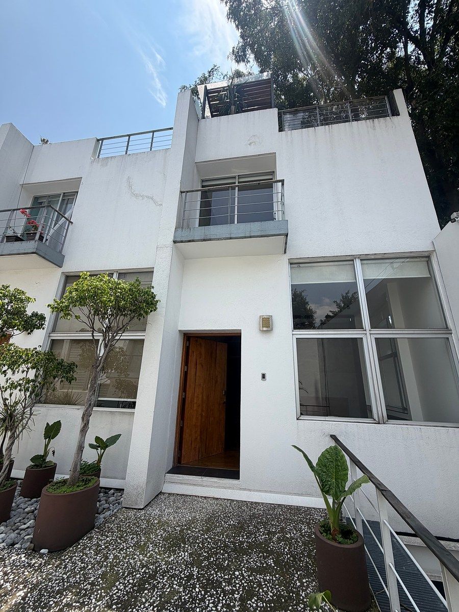 Town House Insurgentes with Roof Garden, photo 1 of 39