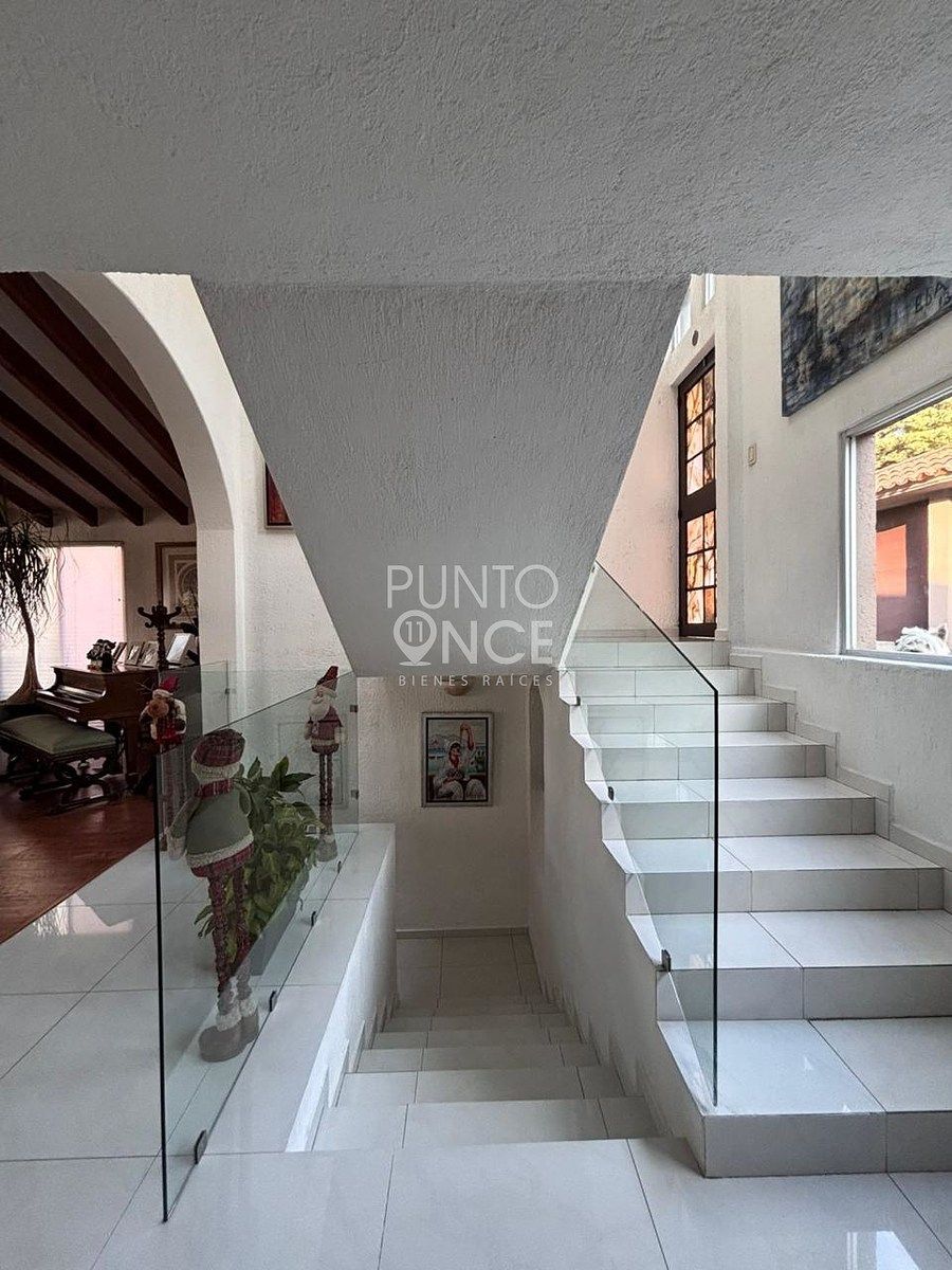 Casa à Venda em Bosques de la Herradura, Naucalpan Juárez, foto 1 de 29