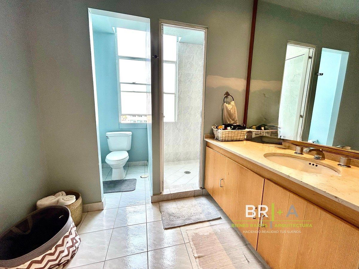 Baño principal, foto 13 de 29