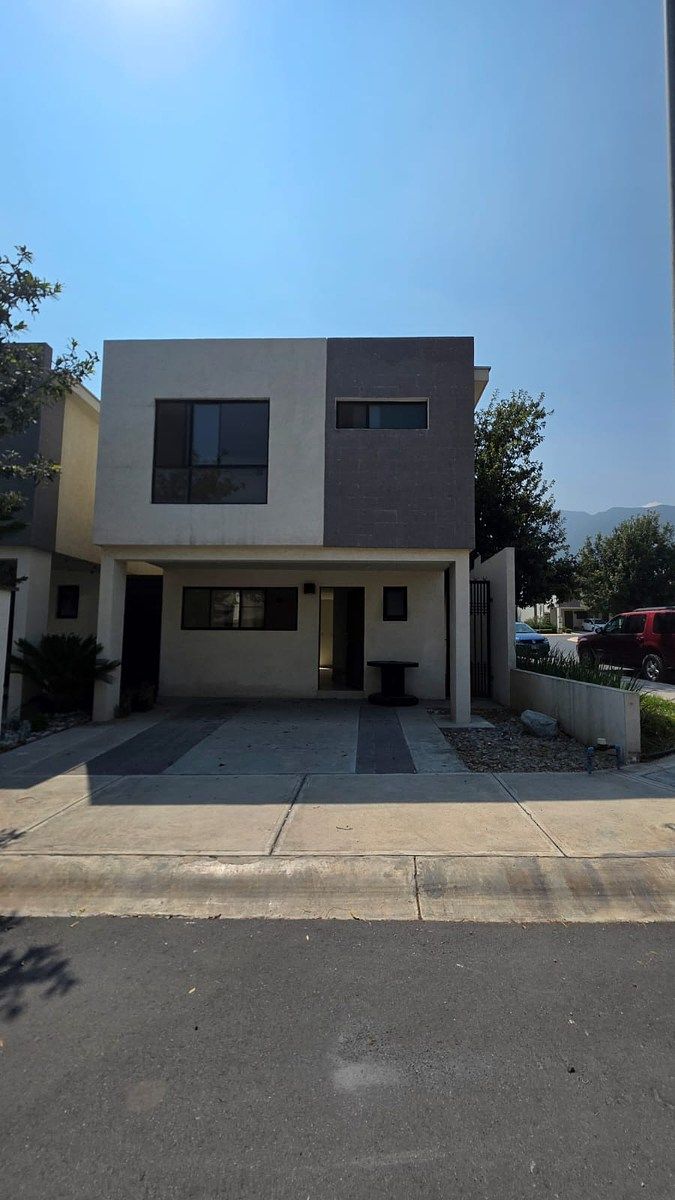CASA EN VENTA EN FRACC. MURANO, GARCIA, NUEVO LEÓN - foto 2