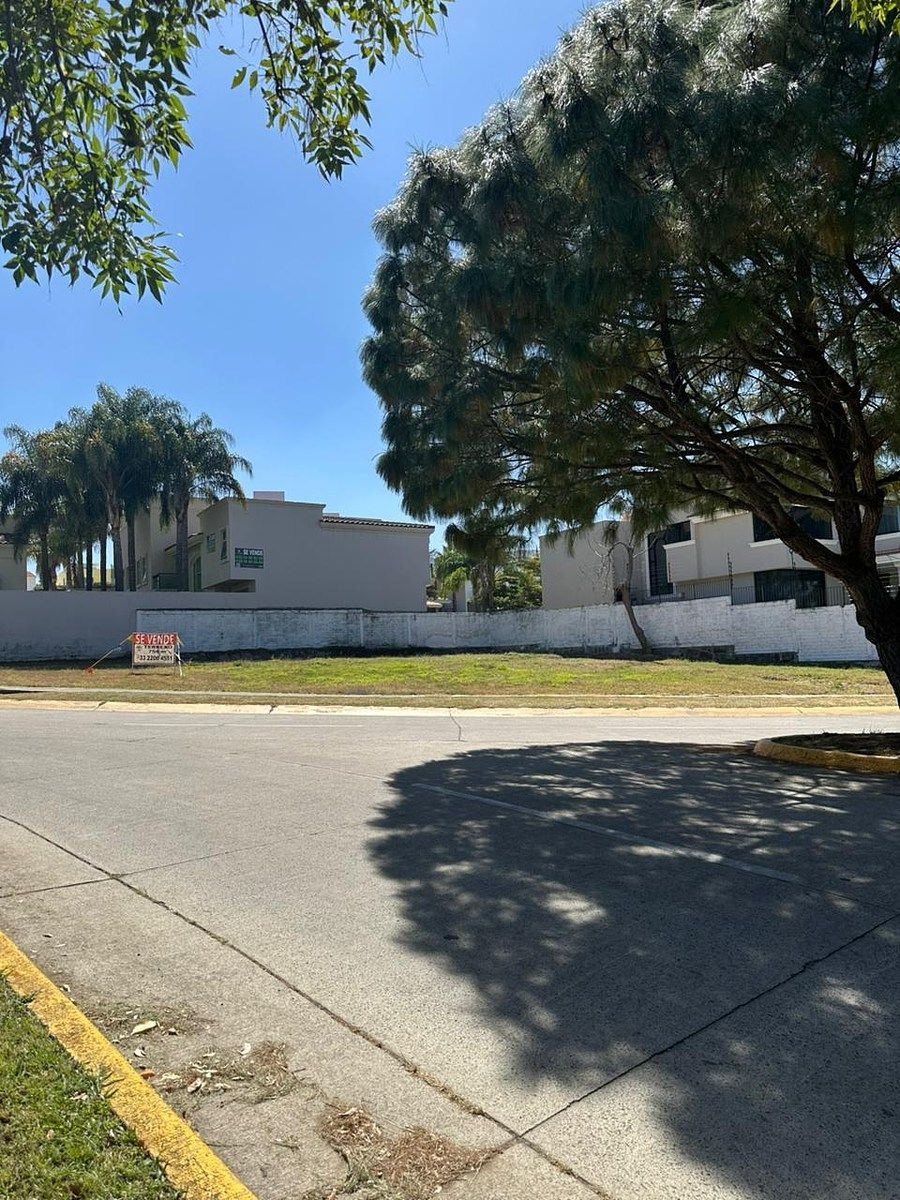Terreno en Bugambilias, Zapopan, foto 3 de 9