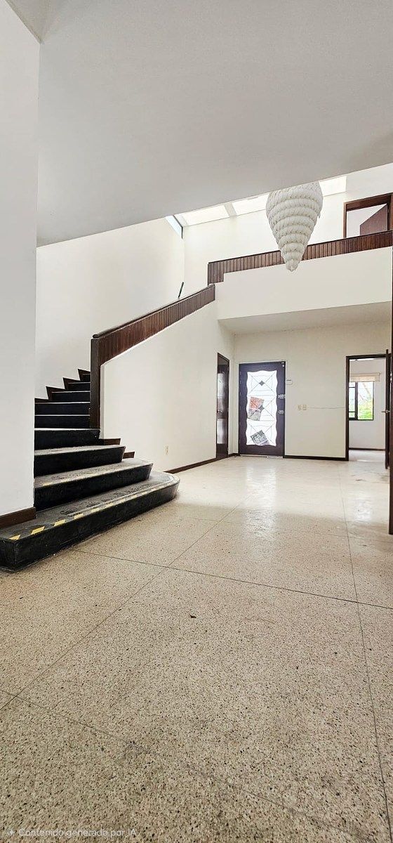 Casa com uso comercial em Jardines del Bosque Centro, Guadalajara, foto 3 de 12