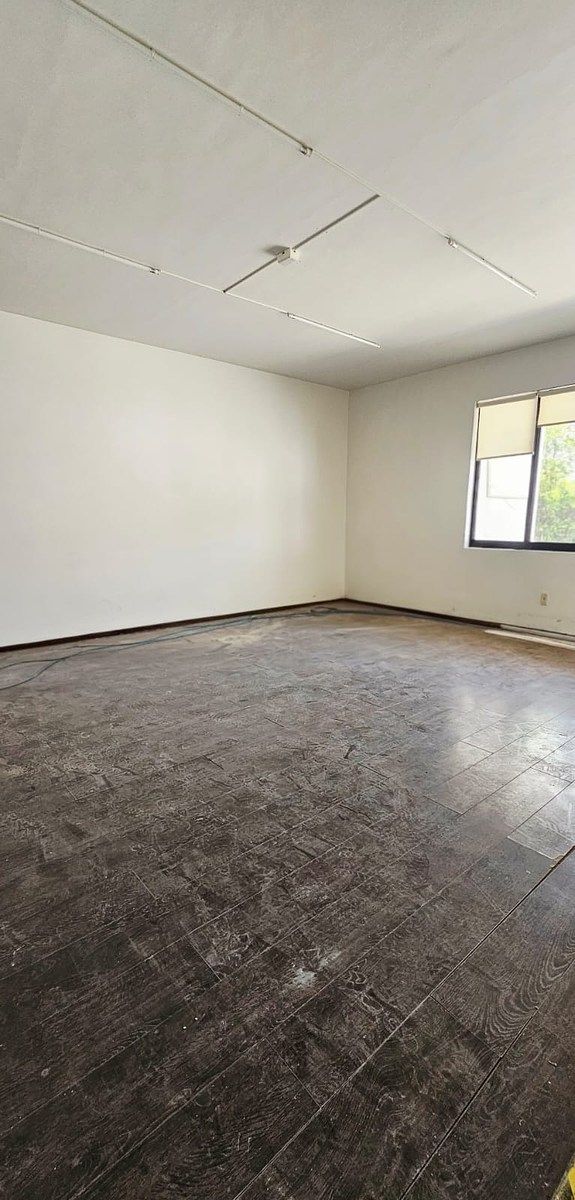 Casa com uso comercial em Jardines del Bosque Centro, Guadalajara, foto 9 de 12