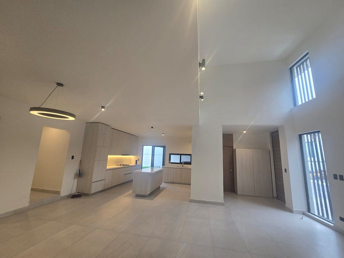 Casa en Las Cumbres, Monterrey, foto 6 de 32