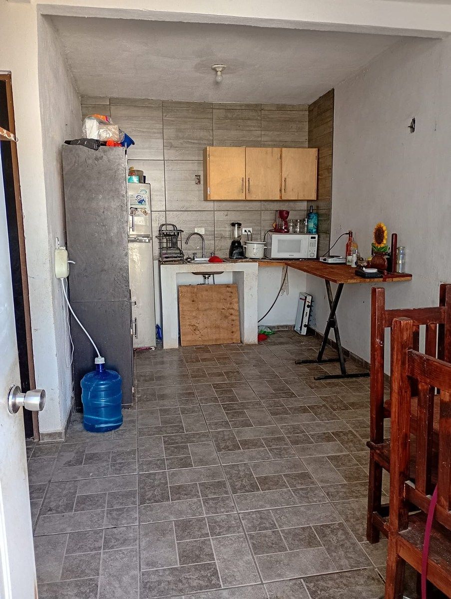 Foto 2 de Casa en Venta con Potencial de Ampliación | Col. El Mezquitito INVI