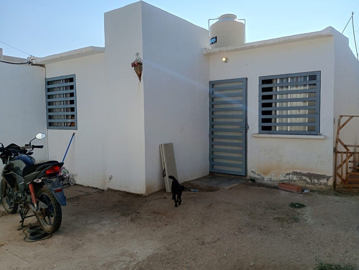 Foto 3 de Casa en Venta con Potencial de Ampliación | Col. El Mezquitito INVI