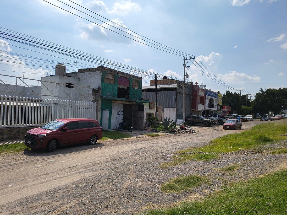 TERRENO SOBRE CARRETERA ZAPOTLANEJO CERCA DE PERIFERICO - foto 2
