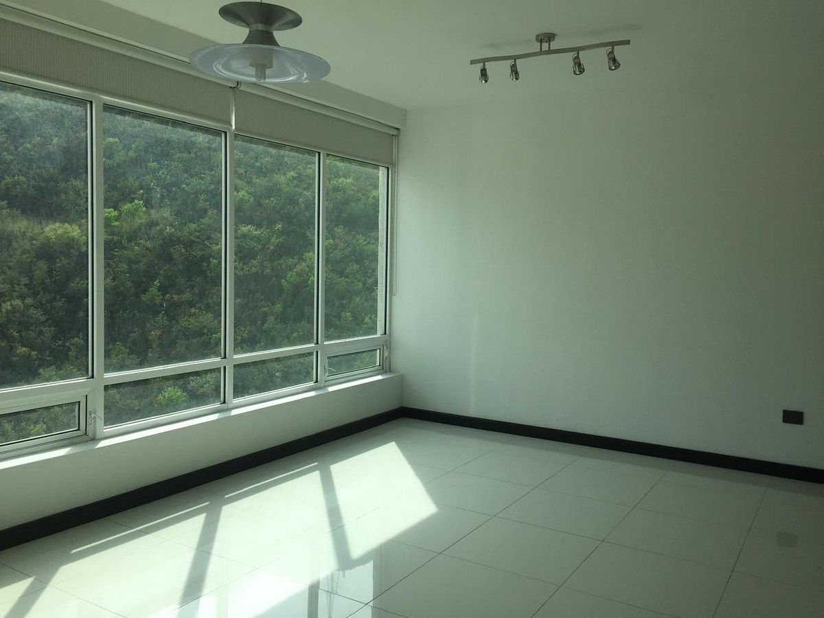 Departamento en Jardín de las Torres, Monterrey, foto 2 de 12