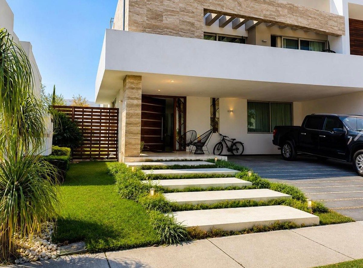 RESIDENCIA EN VENTA CONDOMINIO PUERTA PLATA ZAPOPAN, foto 1 de 11