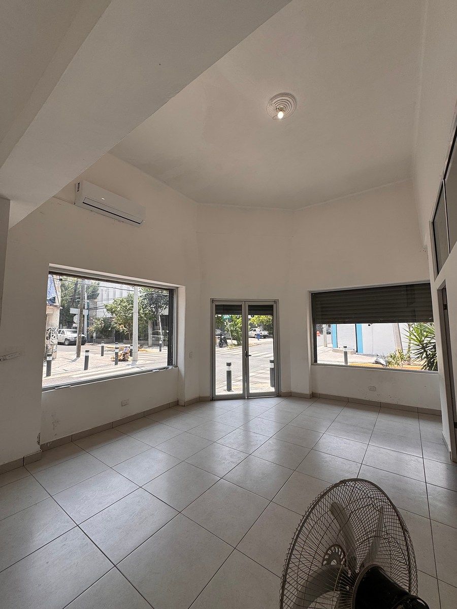 ESPAÇO COMERCIAL PARA ALUGUEL NO CENTRO DE MONTERREY, foto 1 de 10