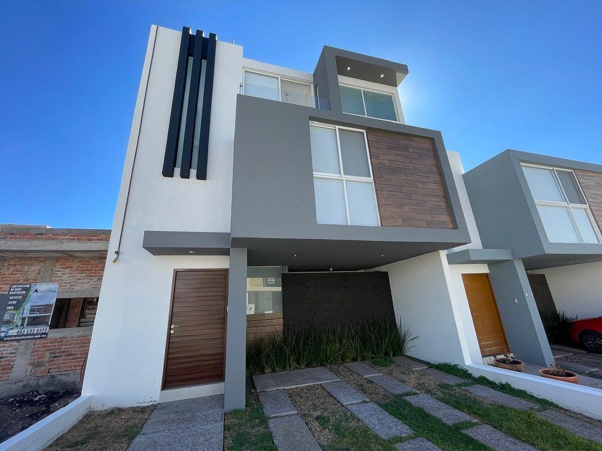 TARAY RENTA EXCELENTE CASA CON ROOF, foto 1 de 20