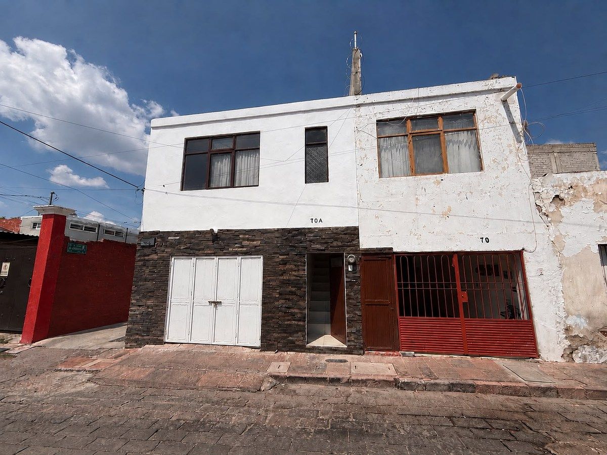 Fachada, foto 1 de 10